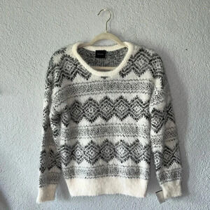 New cozy xs sweater cliche brand fuzzy soft comfortable pattern sweater winter